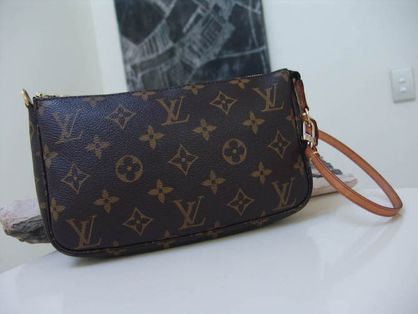 Louis Vuitton Monogram Pochette Accessoires