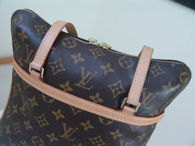 LOUIS VUITTON Monogram Sac Coussin GM 1152735