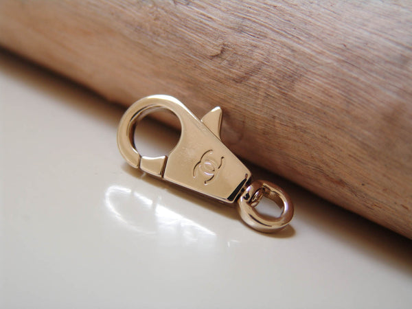 Chanel Gold-Tone Clasp Keyring Accessory