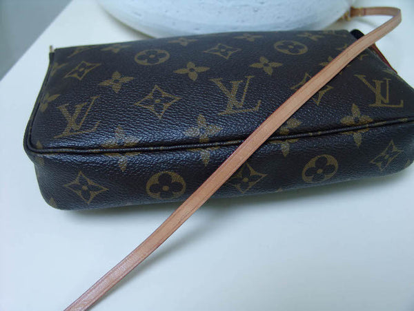 Louis Vuitton Monogram Pochette Accessoires Long Vachetta Strap