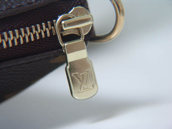 Louis Vuitton Monogram Pochette Accessoires with Vachetta Shoulder Strap