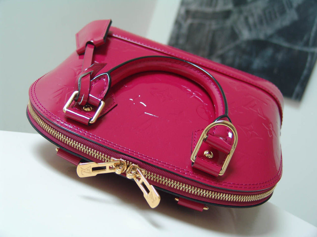 Brand: Louis-Vuitton, Color: Red, Rose-Indien