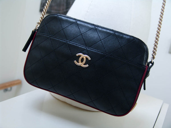 Chanel 2018-2019 Black Flat Quilted Calfskin Camera Case GHW