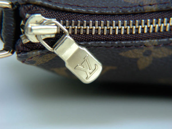 Louis Vuitton Monogram Accessoires Pochette