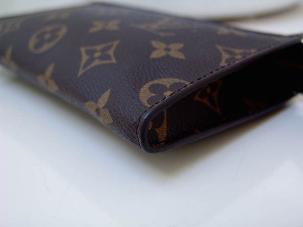 Louis Vuitton Monogram Mini Pochette