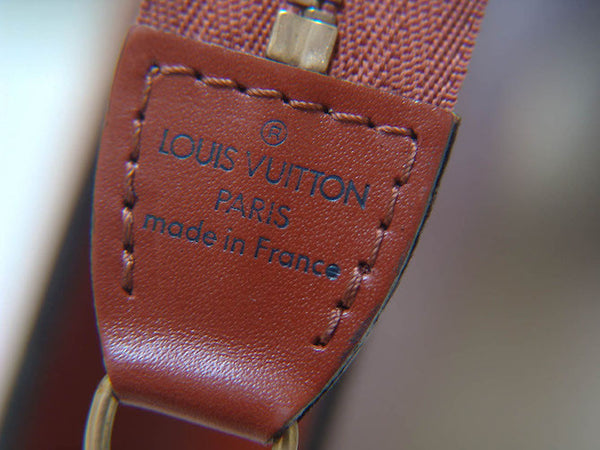 Louis Vuitton Epi Leather Pochette Accessoires in Kenyan Fawn