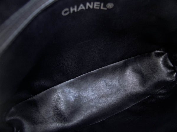 Chanel Black Lambskin Quilted Rue Cambon Chain Tote